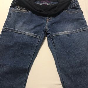 Maternity full panel jeans size large